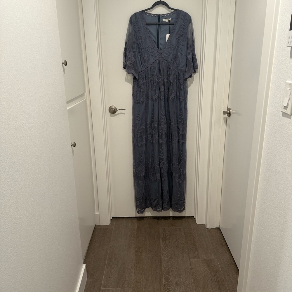 Elegant Blue Maxi Dress